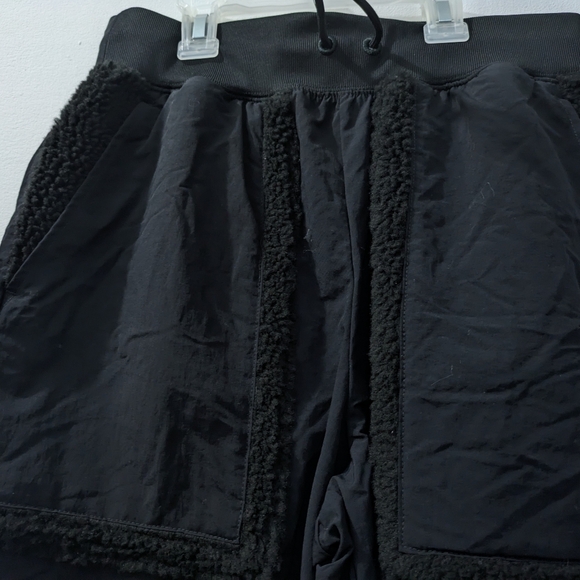 Nike Loose Fit High Waist Pants Sherpa Pocket Fleece Women's Small DQ6809-010 - Picture 2 of 13